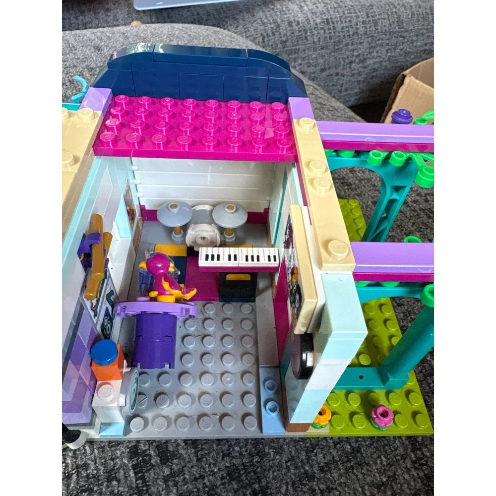 LEGO Friends Stephanies House 41314 Building Set with Mini-dolls and Accessories